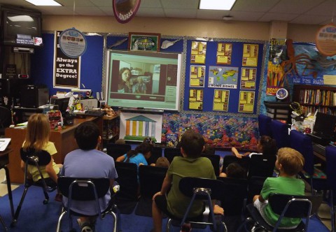  Fifth graders in Wendy Brake’s class at Leon Spring Elementary in San Antonio, Texas, participating in an EEAB webinar. (Wendy Brake)