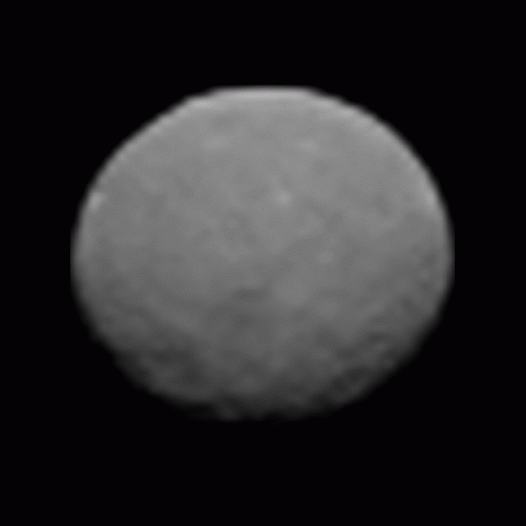 This animation of the dwarf planet Ceres was made by combining images taken by the Dawn spacecraft on January 25th, 2015.