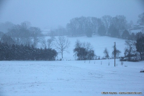 Sleet and snow fell across Clarksville-Montgomery County overnight making for extreme driving conditions this morning.