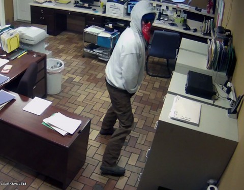 Clarksville Police Department is looking for the robbery suspect in this photo. Anyone with information is asked to call Detective Raymon Carrol at 931.648.0656 Ext. 5174 or call the CrimeStoppers TIPS Hotline at 931.645.TIPS (8477).