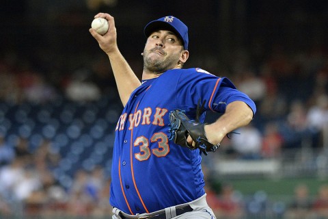 New York Mets starting pitcher Matt Harvey (33) pitches during the first inning against the Washington Nationals at Nationals Park. (Tommy Gilligan-USA TODAY Sports)