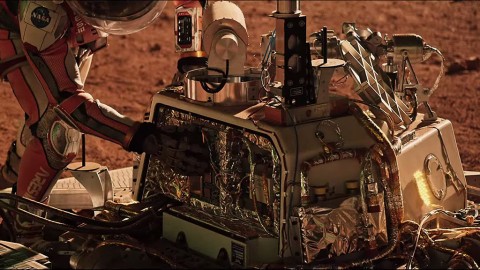 People and technology from NASA's Jet Propulsion Laboratory aid fictional astronaut Mark Watney during his epic survival story in "The Martian." (20th Century Fox)