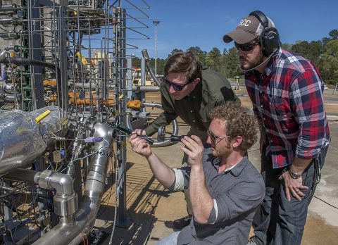 Engineers prepare a 3-D printed turbopump for a test at NASA’s Marshall Space Flight Center in Huntsville, Alabama. The turbopump was tested at full power, pumping 600 gallons of liquid methane per minute, enough to power an engine capable of generating 22,500 pounds of thrust. An engine with this technology is an ideal candidate for a Mars lander. (NASA/MSFC/Emmett Given) Engineers prepare a 3-D printed turbopump for a test at NASA’s Marshall Space Flight Center in Huntsville, Alabama. The turbopump was tested at full power, pumping 600 gallons of liquid methane per minute, enough to power an engine capable of generating 22,500 pounds of thrust. An engine with this technology is an ideal candidate for a Mars lander. (NASA/MSFC/Emmett Given)