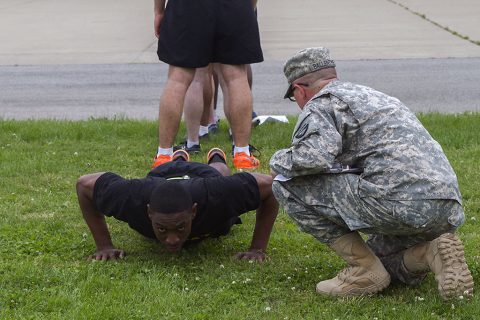 2nd. Lt. Lorenzo A. Peterson, an officer with 58th Signal Company, 101st Special Troops Battalion, 101st Airborne Division Sustainment Brigade, 101st Airborne Division (Air Assault), conducts as many push-ups as he can during the physical fitness test for the Best Spartan competition on Fort Campbell, Ky., May 16, 2016. (Sgt. Neysa Canfield, 101st Airborne Division Sustainment Brigade Public Affairs)