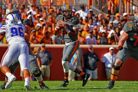 Tennessee Volunteers quarterback Joshua Dobbs (11) drops back to pass the ball against the Florida Gators during the first quarter at Neyland Stadium. (Randy Sartin-USA TODAY Sports)