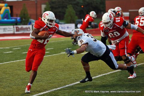 Austin Peay Governors hosts Mercer at Fortera Stadium for Homecoming. 