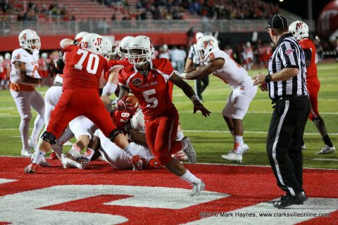 Austin Peay's Kentel Williams runs in for a touchdown in the fourth quarter against Mercer, Saturday. 