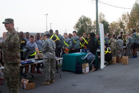 Soldiers from 129th Combat Sustainment Support Battalion, 101st Airborne Division (Air Assault) Sustainment Brigade, 101st Abn. Div., learn about agencies available within the brigade, and about Fort Campbell’s Army Substance Abuse Program, Oct. 31, 2016, outside the brigade’s resiliency center on Fort Campbell, Ky. (Sgt. Neysa Canfield/101st Airborne Division Sustainment Brigade Public Affairs) 