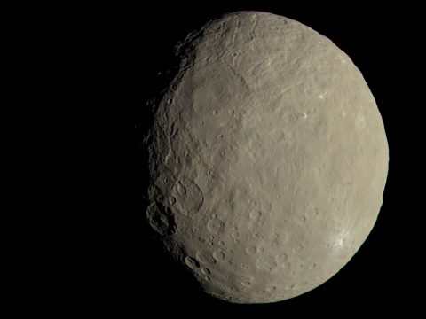 This image of Ceres approximates how the dwarf planet's colors would appear to the eye. (NASA/JPL-Caltech/UCLA/MPS/DLR/IDA) This image of Ceres approximates how the dwarf planet's colors would appear to the eye. (NASA/JPL-Caltech/UCLA/MPS/DLR/IDA)