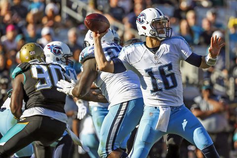 Tennessee Titans quarterback Matt Cassel (16) throws the ball in the second half against the Jacksonville Jaguars at EverBank Field. The Jacksonville Jaguars won 38-17. (Logan Bowles-USA TODAY Sports)