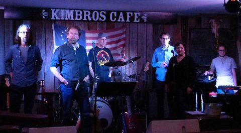 The Jason Minton Band at Kimbros Pickin’ Parlor on the edge of Music City. The Jason Minton Band at Kimbros Pickin’ Parlor on the edge of Music City.