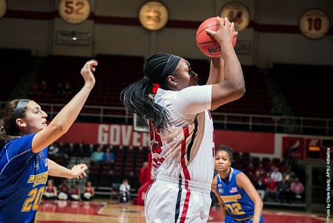 Austin Peay senior center Tearra Banks pours in 30 points in loss at Eastern Kentucky Wednesday. (APSU Sports Information)