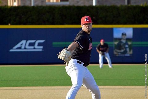 Austin Peay Baseball unable to hold 2 run lead in 5-2 loss against Notre Dame Fighting Irish Friday night. (APSU Sports Information)