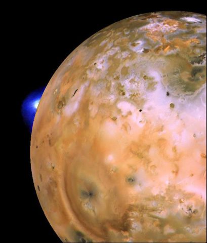 Voyager 1 image of Io showing active plume of Loki on limb. Heart-shaped feature southeast of Loki consists of fallout deposits from active plume Pele. (NASA/JPL/USGS)