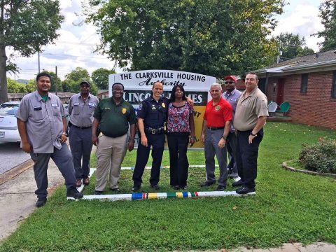 Clarksville Police and the Clarksville Housing Authority deliver school supplies at Lincoln Homes.