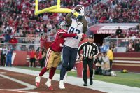 Tennessee Titans tight end Delanie Walker (82) catches a touchdown pass against San Francisco 49ers defensive back Adrian Colbert (38) during the second quarter at Levi’s Stadium. (Kyle Terada-USA TODAY Sports)