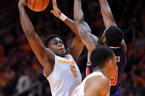Tennessee Volunteers forward Admiral Schofield (5) goes to the basket against Auburn Tigers forward Horace Spencer (0) during the first half at Thompson-Boling Arena. (Randy Sartin-USA TODAY Sports)