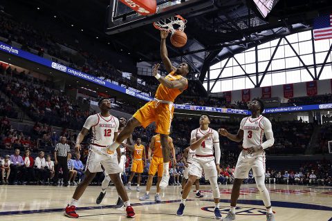 Tennessee Volunteers forward Admiral Schofield (5) dunks the ball during the first half against the Mississippi Rebels at The Pavilion at Ole Miss. (Spruce Derden-USA TODAY Sports)