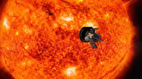 Illustration of the Parker Solar Probe spacecraft approaching the Sun. (Johns Hopkins University Applied Physics Laboratory)