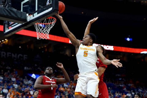 Tennessee Volunteers forward Admiral Schofield (5) puts in a layup against the Arkansas Razorbacks during the first half of the semifinals of the SEC Conference Tournament at Scottrade Center. (Billy Hurst-USA TODAY Sports)