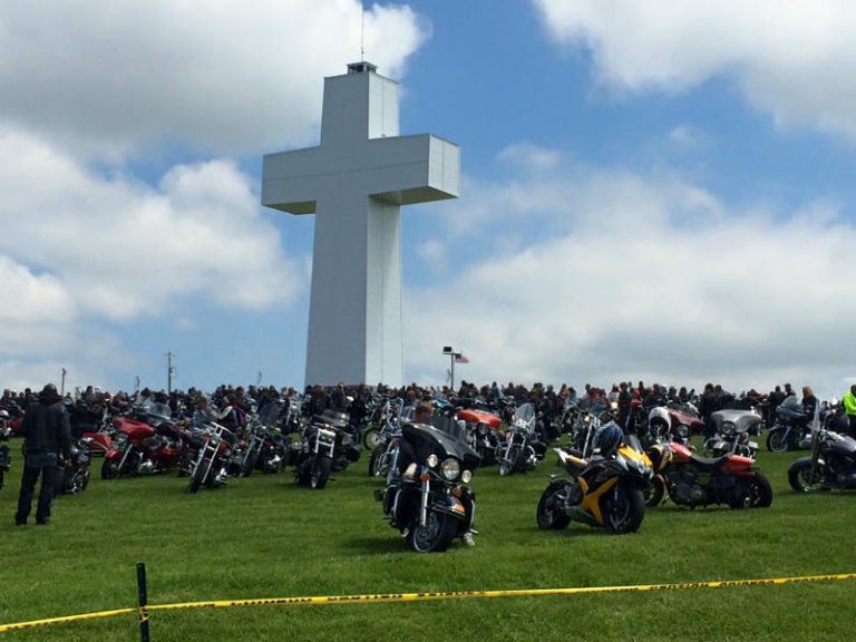 Dodging the Roadkill Bald Knob Cross Clarksville Online