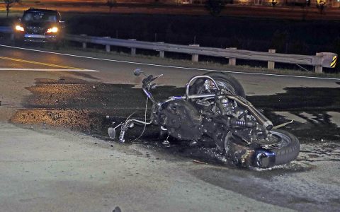 Clarksville were dispatched to a motorcycle crash on 101st Airborne Division Parkway where a Nissan Pathfinder turned in front of a Harly Davidson motorcycle. The motorcycle crashed into the side of the Pathfinder.