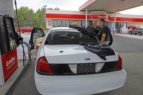 Clarksville Police Officers arrest U.S. Bank Robbery Suspect at Circle K Gas Station on Tiny Town Road. (Jim Knoll, CPD)