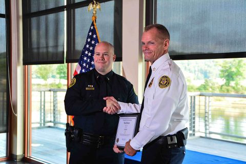 (L-R) Sgt. Beau Skinner and Clarksville Police Chief Al Ansley.