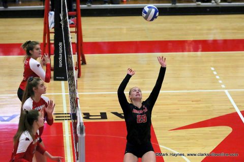 Austin Peay Volleyball senior setter Kristen Stucker 