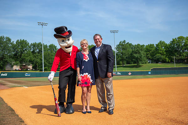 Doug and Linda Downey stand with the Austin Peay State University Gov mascot.