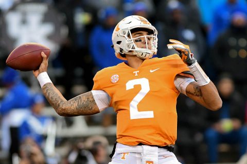 Tennessee Volunteers quarterback Jarrett Guarantano (2) passes the ball against the Kentucky Wildcats during the first half at Neyland Stadium. (Randy Sartin-USA TODAY Sports)