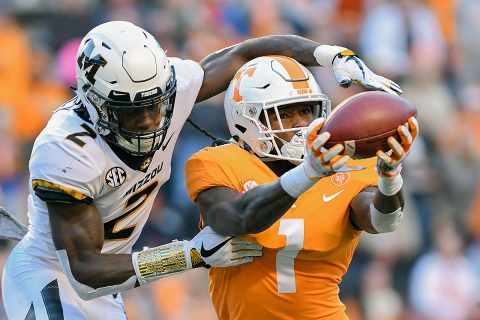 Tennessee Volunteers wide receiver Marquez Callaway (1) catches a pass against Missouri Tigers defensive back DeMarkus Acy (2) during the first half at Neyland Stadium. (Randy Sartin-USA TODAY Sports)