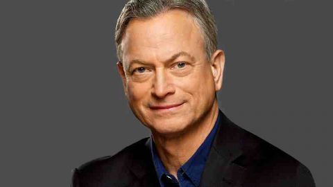 Gary Sinise to sign copies of his new book "Grateful American: A Journey from Self to Service" at the Fort Campbell Exchange on Tuesday, February 19th.