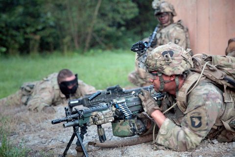 Spc. Jamie McFerren, M249 SAW gunner, C Troop, 1st Squadron, 75th Cavalry Regiment, 2nd Brigade Combat Team, 101st Airborne Division, provides security during training exercise alongside Green Berets from 5th Special Forces Group (Airborne), Friday, August 16, 2019, at Fort Campbell. “Being able to be taught by Special Forces, how they do things, how they do it successfully and us being able to transfer that onto the battlefield is pretty great,” said McFerren. (U.S. Army photo by Staff Sgt. William Howard) 