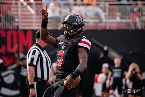 Austin Peay Football junior quarterback JaVaughn Craig threw for 220 yards and two touchdowns in win over Jacksonville State, Saturday afternoon. (APSU Sports Information)