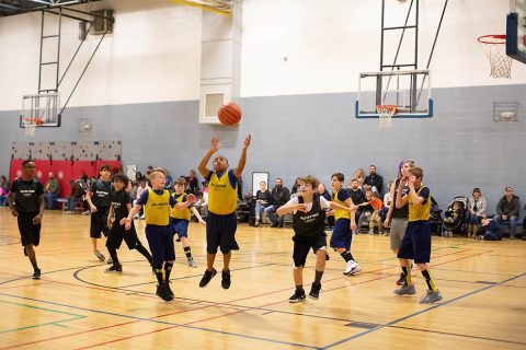 Clarksville Parks and Recreation invites boys, girls ages 7-15 to join the Youth Basketball League. Clarksville Parks and Recreation invites boys, girls ages 7-15 to join the Youth Basketball League.