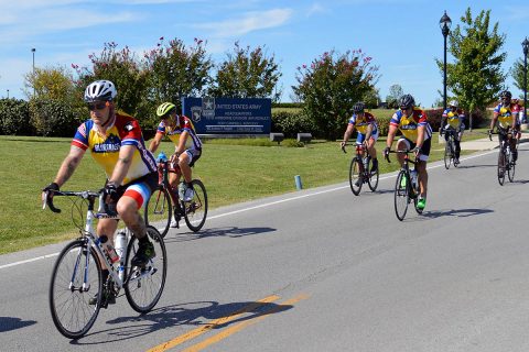 Participants ride the final stretch past the 101st Airborne Division (Air Assault) Headquarters on the way to the finish line during a previous endurance ride in 2015. (U.S. Army photo by David Gillespie)