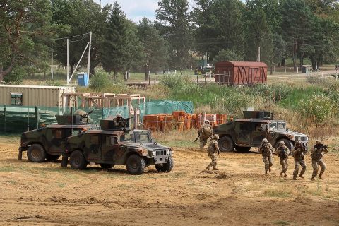 Soldiers assigned to Delta Company, 1st Battalion, 26th Infantry Regiment react to contact and prepare to clear a multistory building during a demonstration for distinguished visitors as part of Rapid Trident 2019 at Combat Training Center-Yavoriv, September 20th, 2019. (1st Lt. Lynn Chui, 2nd Brigade Combat Team, 101st Airborne Division (AA) Public Affairs)