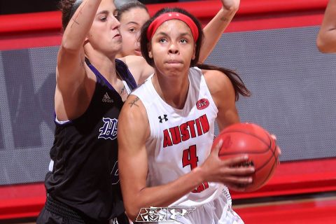 Austin Peay State University Women's Basketball senior Arielle Gonzalez-Varner scored 15 points and pulled down 12 boards against Illinois, Wednesday night. (Robert Smith, APSU Sports Information)