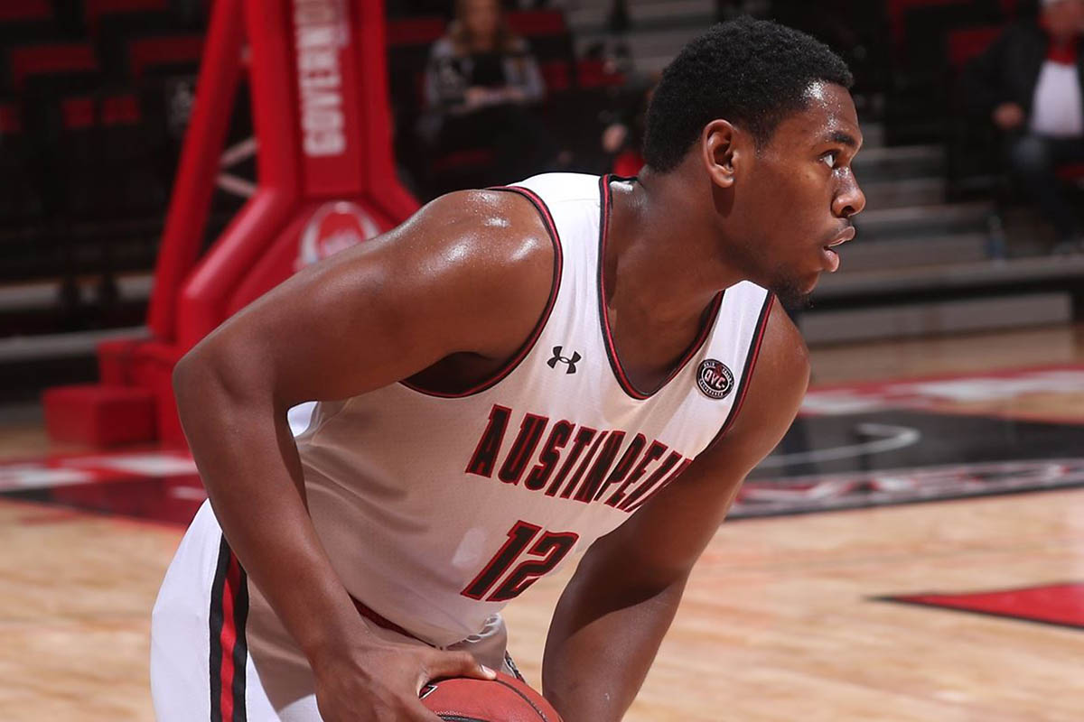 Austin Peay State University Men's Basketball hosts Oakland City to