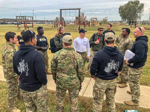 Professional CrossFit athlete Noah Ohlsen, along with members of the U.S. Army Warrior Fitness Team, meet with 5th Special Forces Group (Airborne) soldiers at Fort Campbell, Ky., Oct. 25 2019. Green Berets held multiple events throughout the day to show the physical fitness aspect of a special operations unit. (Sgt. Matthew Crane, 5th Special Forces Public Affairs Office)