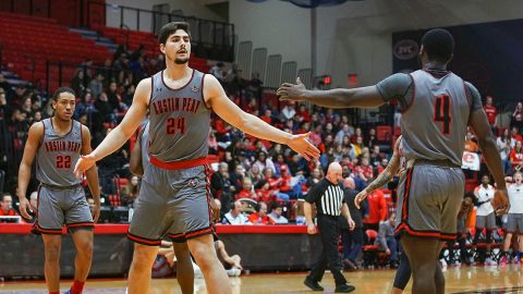 Austin Peay State University Men's Basketball takes down SIU Edwardsville 78-60 and takes the lead in the OVC. (APSU Sports Information)