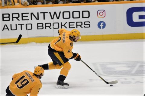 Nashville Predators defeat the Winnipeg Jets 2-1. (Michael Strasinger)