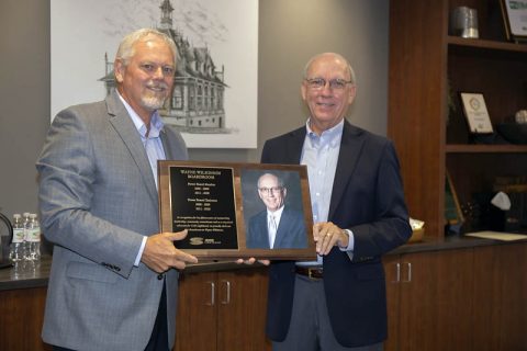 (L to R) CDE Lightband General Manager, Brian Taylor and former Power Board Chairman, Wayne Wilkinson.