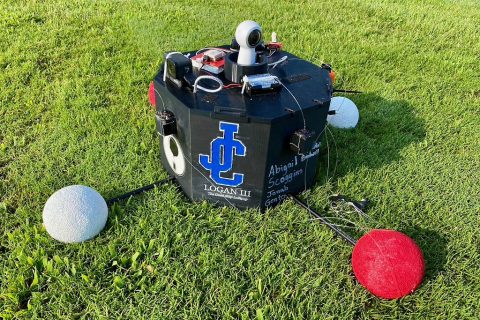 The payload included several cameras and some nifty flotation devices in case it landed in the Cumberland River. (APSU) The payload included several cameras and some nifty flotation devices in case it landed in the Cumberland River. (APSU)