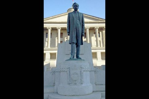 Edward Carmack Statue was vandalized on May 30th, 2020.