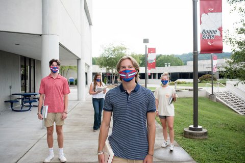 Students arrive at Roane State Community College for their first day of classes.