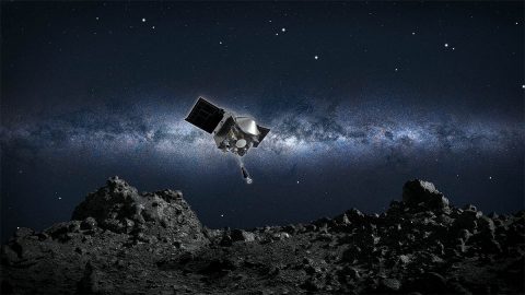 This artist’s concept shows NASA’s OSIRIS-REx spacecraft descending towards asteroid Bennu to collect a sample of the asteroid’s surface. (NASA/Goddard/University of Arizona)