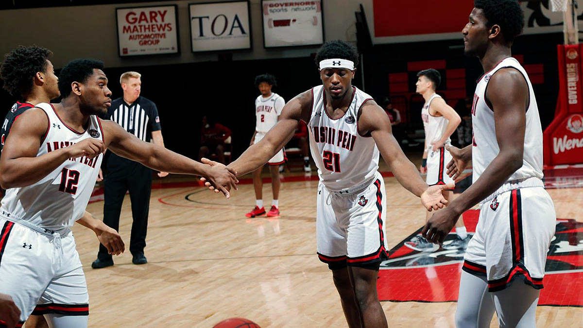 APSU Men&rsquo;s Basketball hosts Eastern Illinois on Senior Night