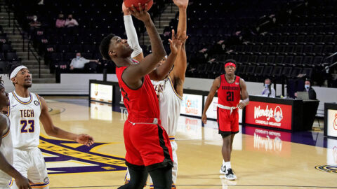 Austin Peay State University Men's Basketball sophomore Mike Peake had 25 points and 12 rebounds in loss at Tennessee Tech. (APSU Sports Information) Austin Peay State University Men's Basketball sophomore Mike Peake had 25 points and 12 rebounds in loss at Tennessee Tech. (APSU Sports Information)